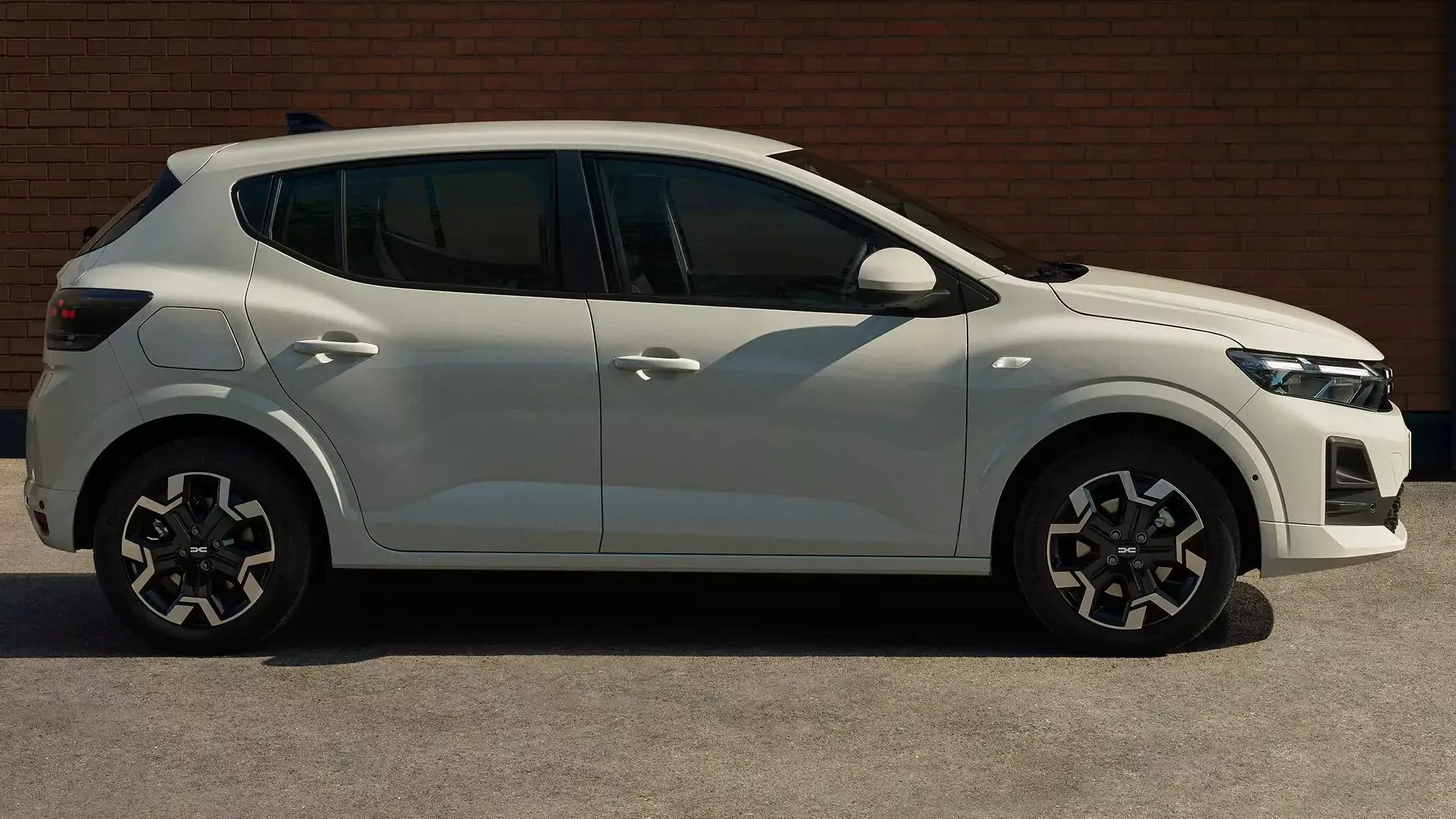 dacia-sandero-diesel-a-louer-pas-cher